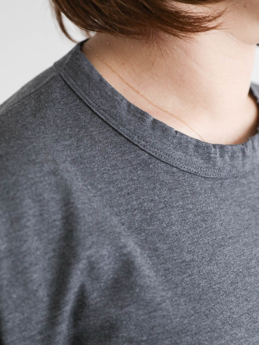 STILL BY HAND スティルバイハンド Tシャツ｜通販