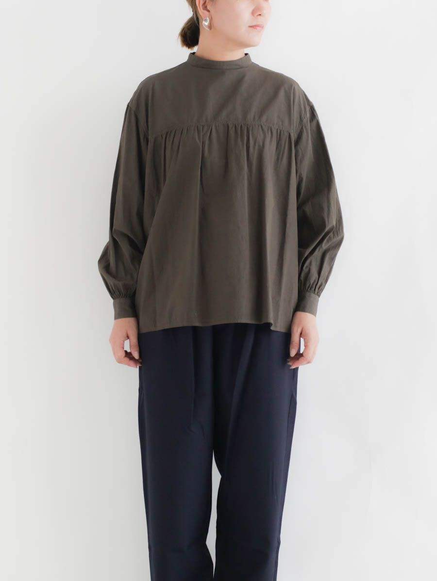 holk ホーク バックボタンブラウス(オリーブ) メイン画像