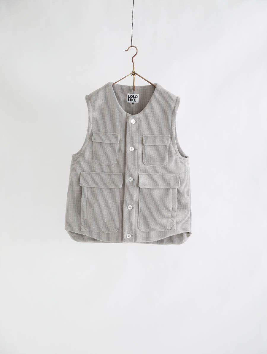 LOLOLIKE ロロライク 2重仕立てニードルベスト（グレー）メイン画像