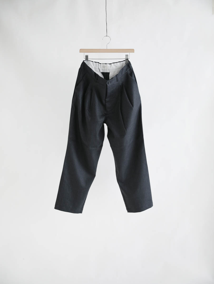 STILL BY HAND スティルバイハンド フリーアジャストウールパンツ(ブラックネイビー) メイン画像